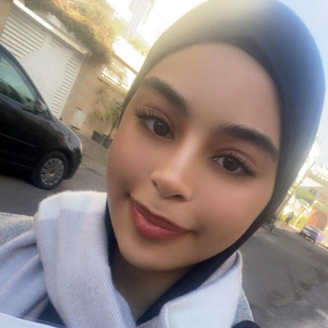 Babysitter in Casablanca: Fatimazahra