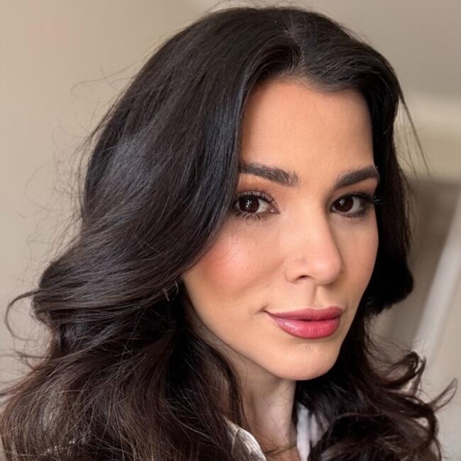 Babysitter in Cascavel: Kelly