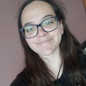 Babysitter in Whangarei: Lily