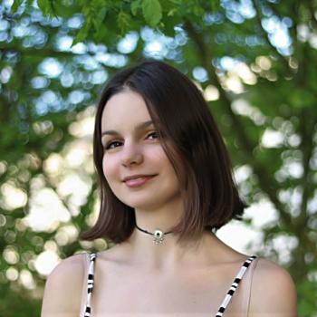 Baby-sitter Châlons-en-Champagne: Olivia