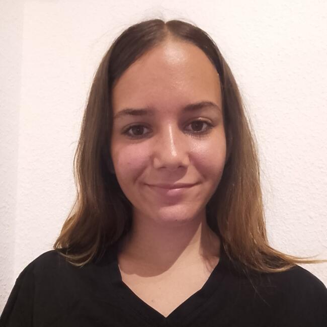 Canguro en La Unión: Elena