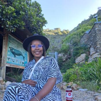 Babysitter in Wilderness: Megail