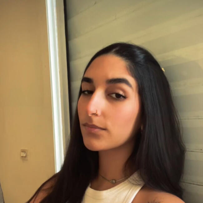 Babysitter in São José (São José): Julia