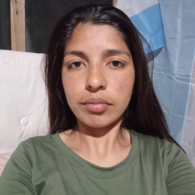 Babysitter in Moreno: Mariela