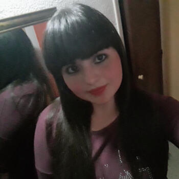 Niñera Glew: Camila