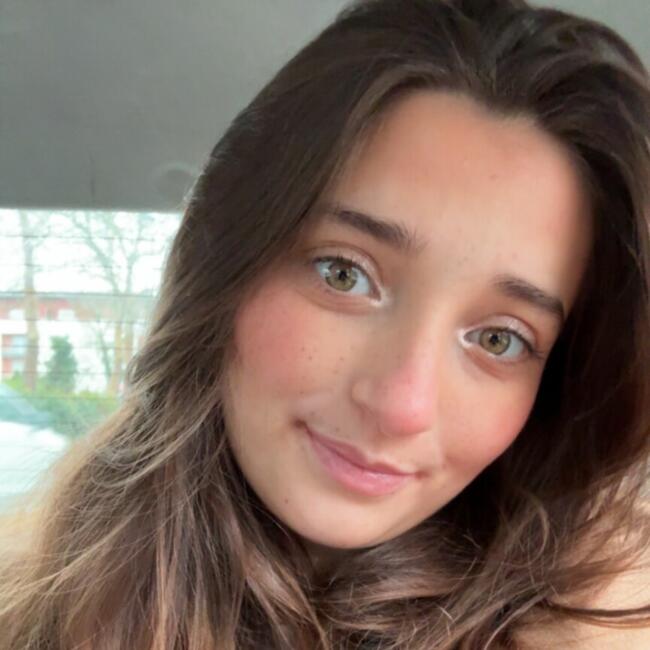 Babysitter in Flesquières: Amélie