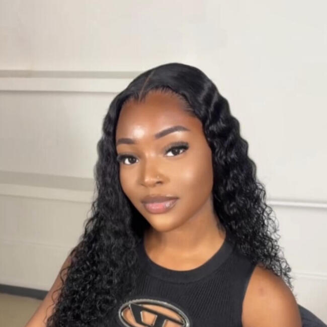 Babysitter in Levallois-Perret: Amaria