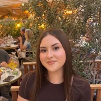 Babysitter in La Salvetat-Saint-Gilles: Marion