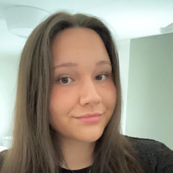 Babysitter in Stockholm: Caitlin