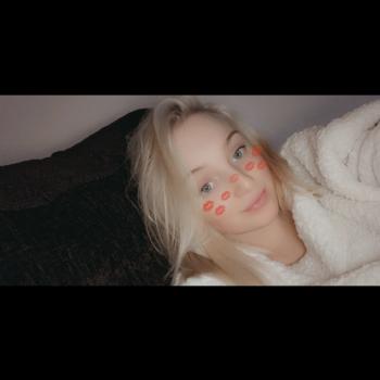 Babysitter Leeds: Lily