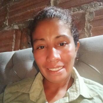 Niñera Sabanagrande: Yuliana