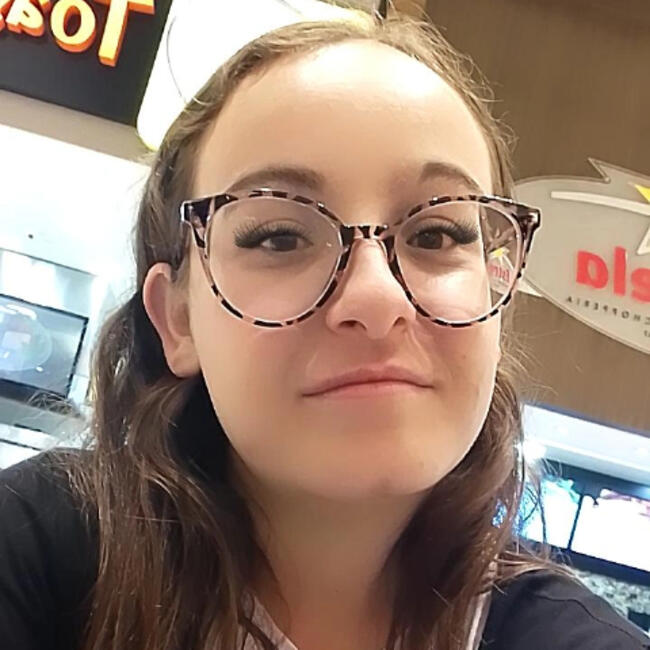 Babá em Biritiba Mirim: Adryni