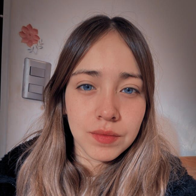 Niñera en Santa Cruz: Scarley