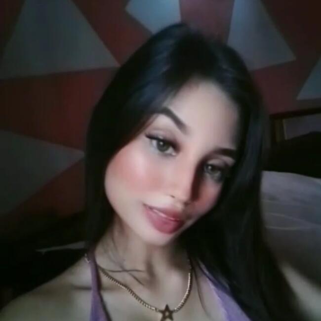 Niñera en Valencia: Nikole alessandra