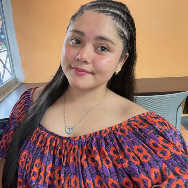 Babysitter in San Miguelito: Shadia