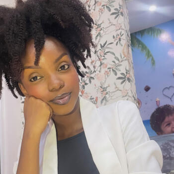 Babysitter Ponte do Rol: Jéssica