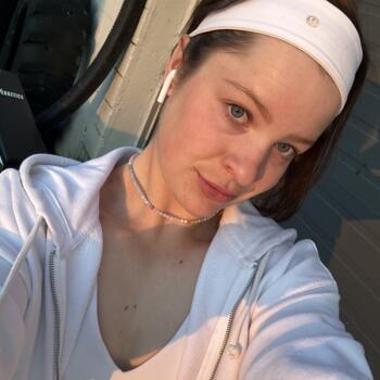 Baby-sitter in Orillia: Audrey