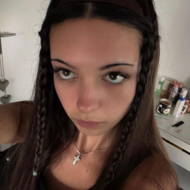 Babysitter in Kęty: Lena