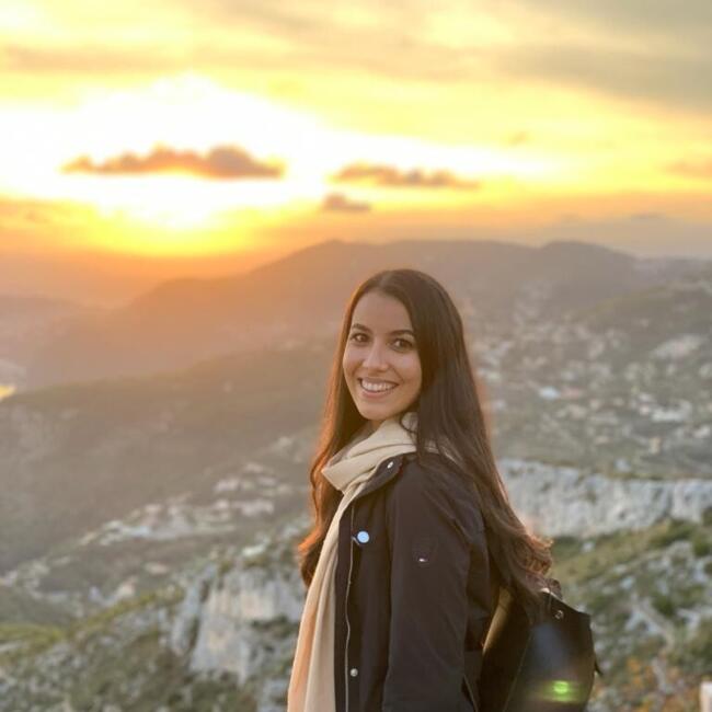 وظيفة جليسة أطفال في سوسة: Anissa