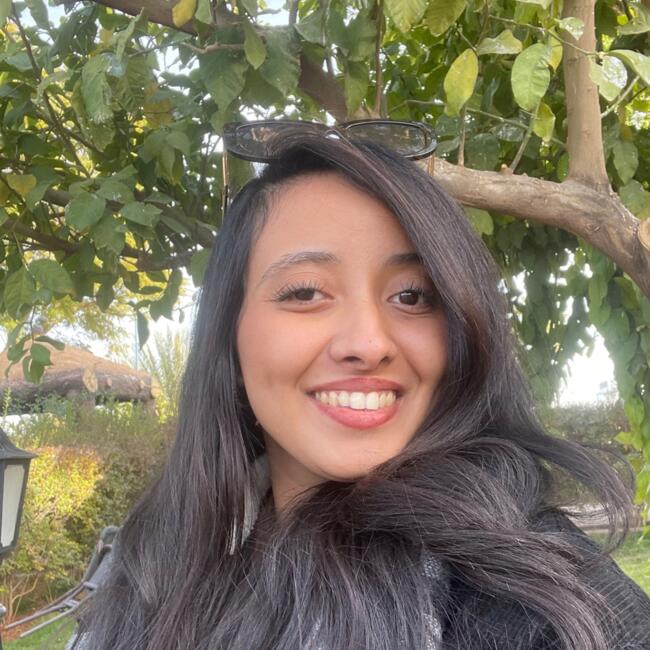 Babysitter in Les Ponts-de-Cé: Salma