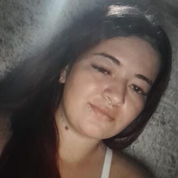 Babysitter in Joinville: Kauany