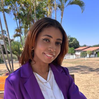 Babá Araçatuba: GLEICIANE