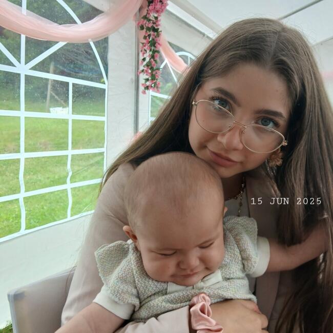 Babysitter in Toulouse: Luciana
