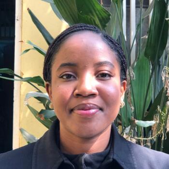 Babysitter in Sintra: Aline