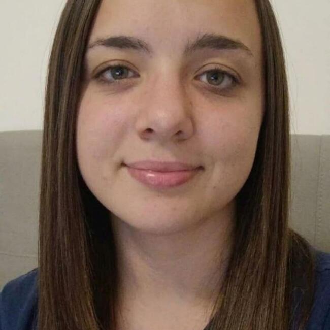 Babysitter in Bologna: Giulia
