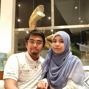 Babysitting job in Bekasi: babysitting job Syarif