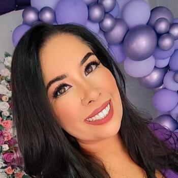 Babysitter in Campinas: Lily