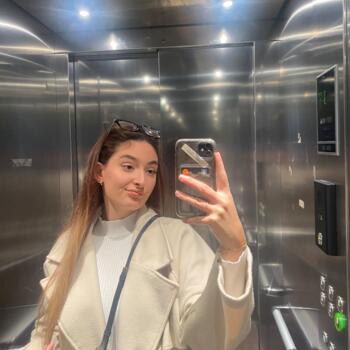 Babysitter in Bruxelles: Elza