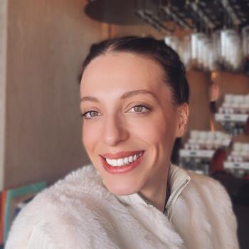 Babysitter in Kallithéa (Αττική): Άννα