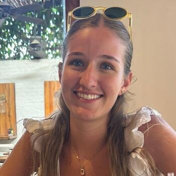 Babysitter in Pozos: Isabella