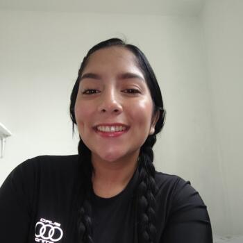 Babysitter in Noisy-le-Sec: Karen dahiana