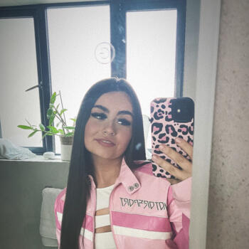 Babysitter in Ballyboden: Ava