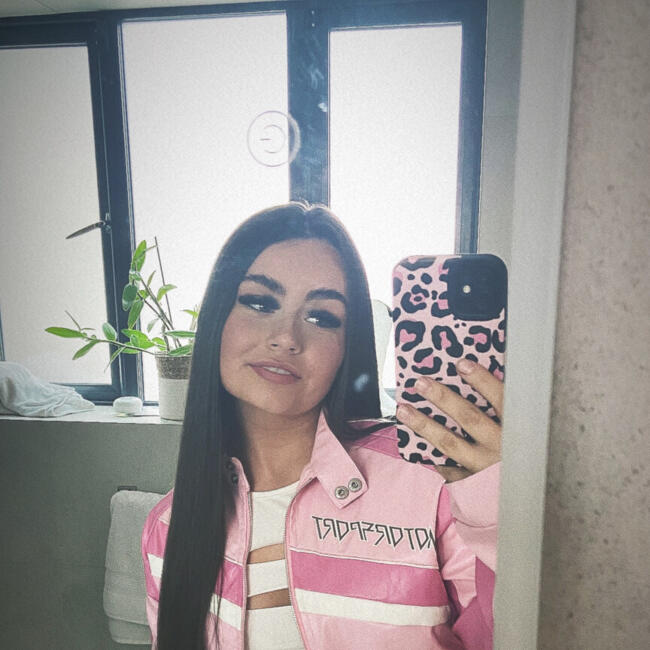 Babysitter in Ballyboden: Ava