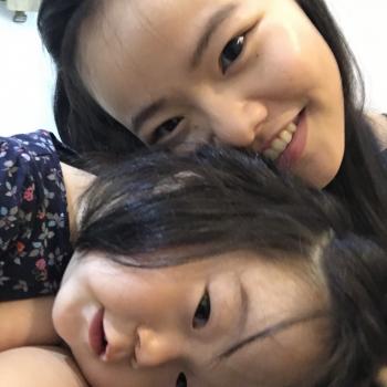 Babysitter in Singapore: Hannah