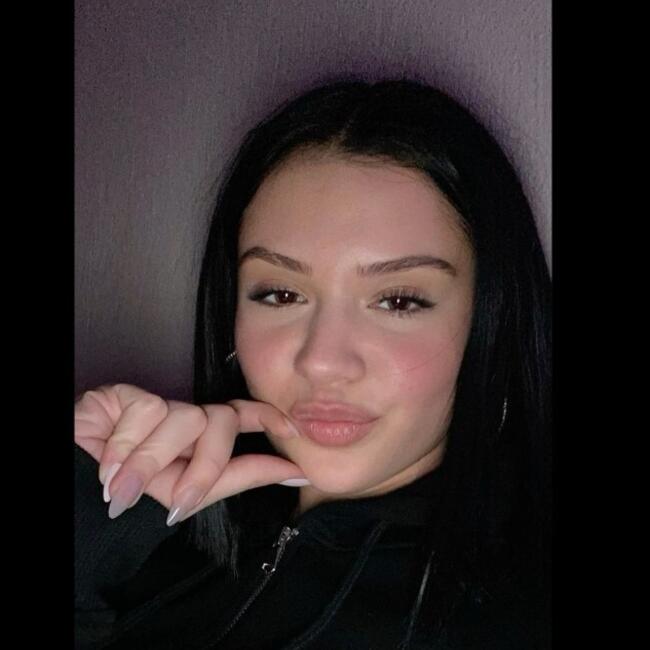 Babysitter in Našice: Emanuela