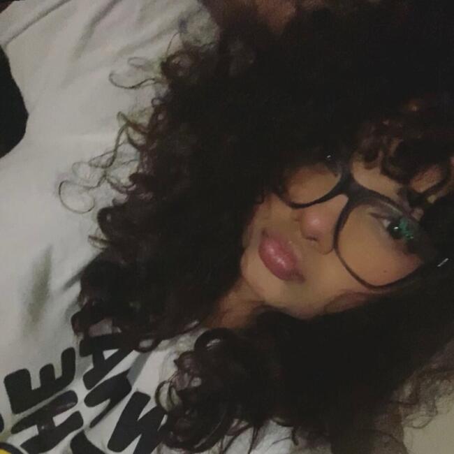 Babysitter in San Antonio: Angel