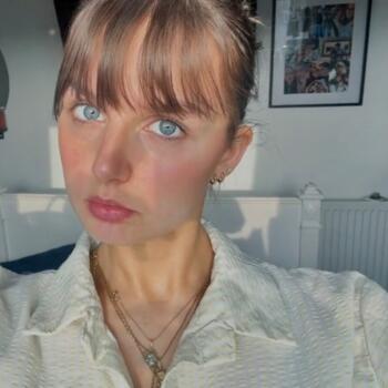 Babysitter in Wattrelos: Lisa