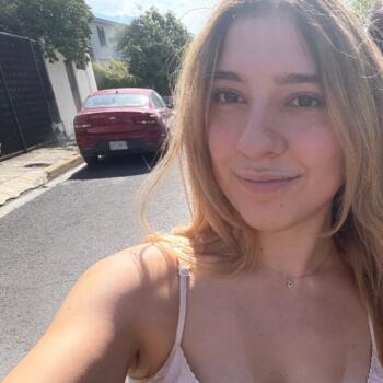 Babysitter in Monterrey: Fernanda