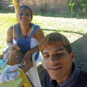 Emprego de babá em Vilhena: emprego de babá Estefani