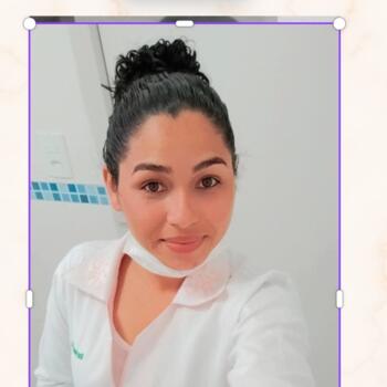 Babá em Balneário Camboriú: Raiane