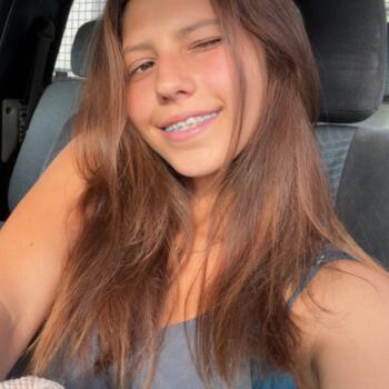 Babysitter Ribeirinha (Ribeira Grande): Ana