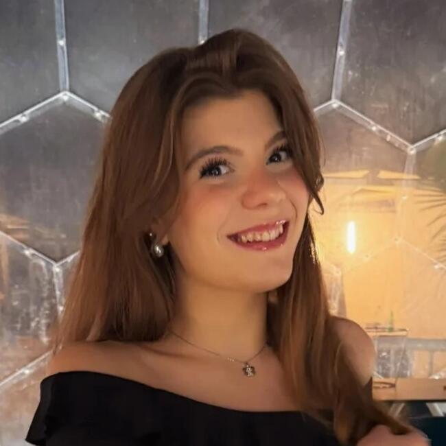 Babysitter in Caserta: Michela