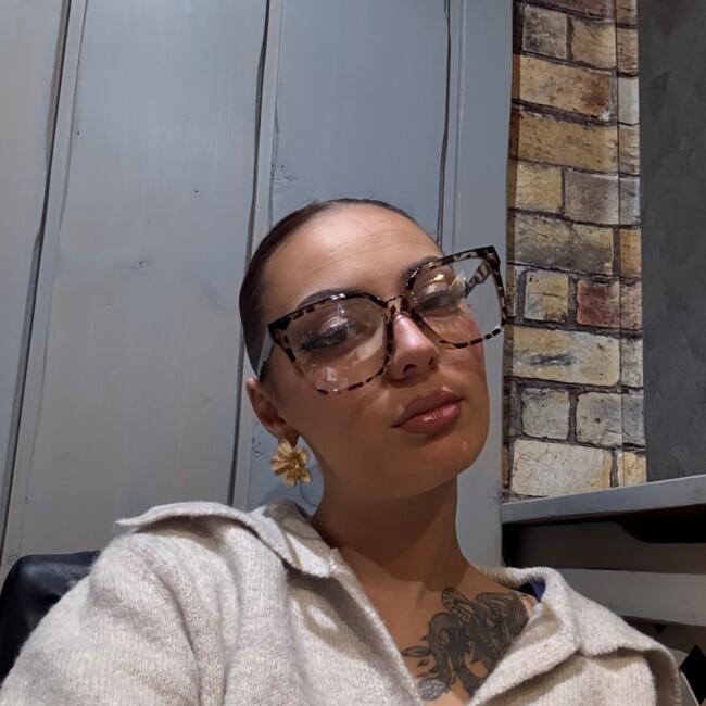 Babysitter in Waziers: Ines