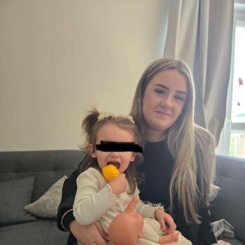 Babysitter in Estaing: Eva