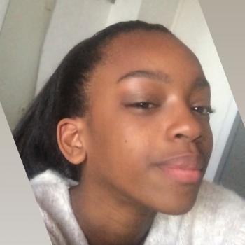 Baby-sitter Sainte-Foy-lès-Lyon: Paola