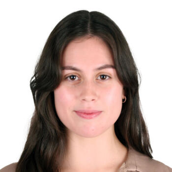 Babysitter em Bragança: Mariana